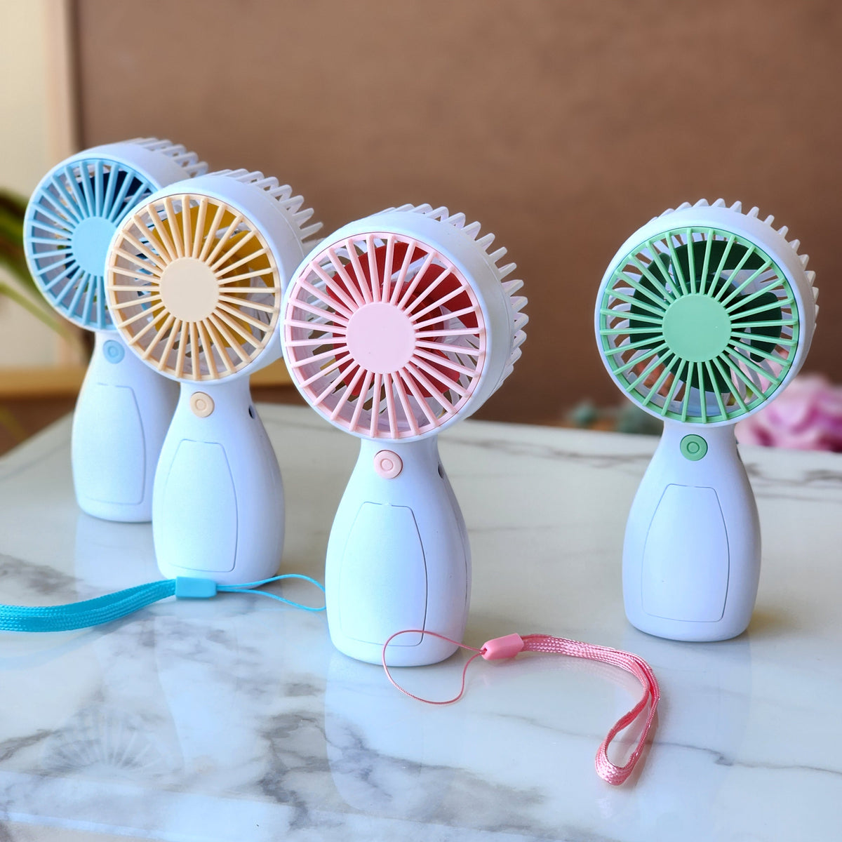 Small portable travel fan