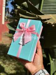 Gift Box Medium With Ribbon Blue / Pink