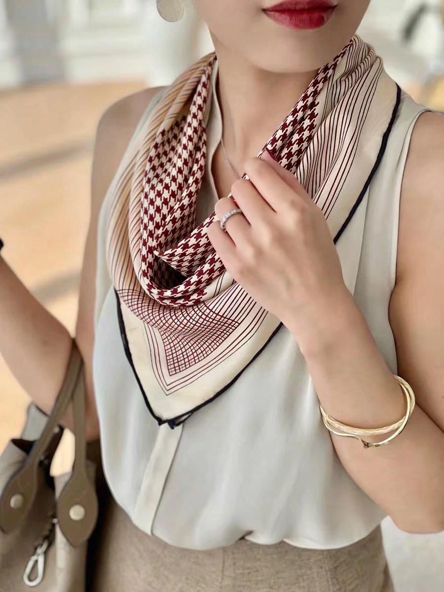 Silk scarf Arabian red print