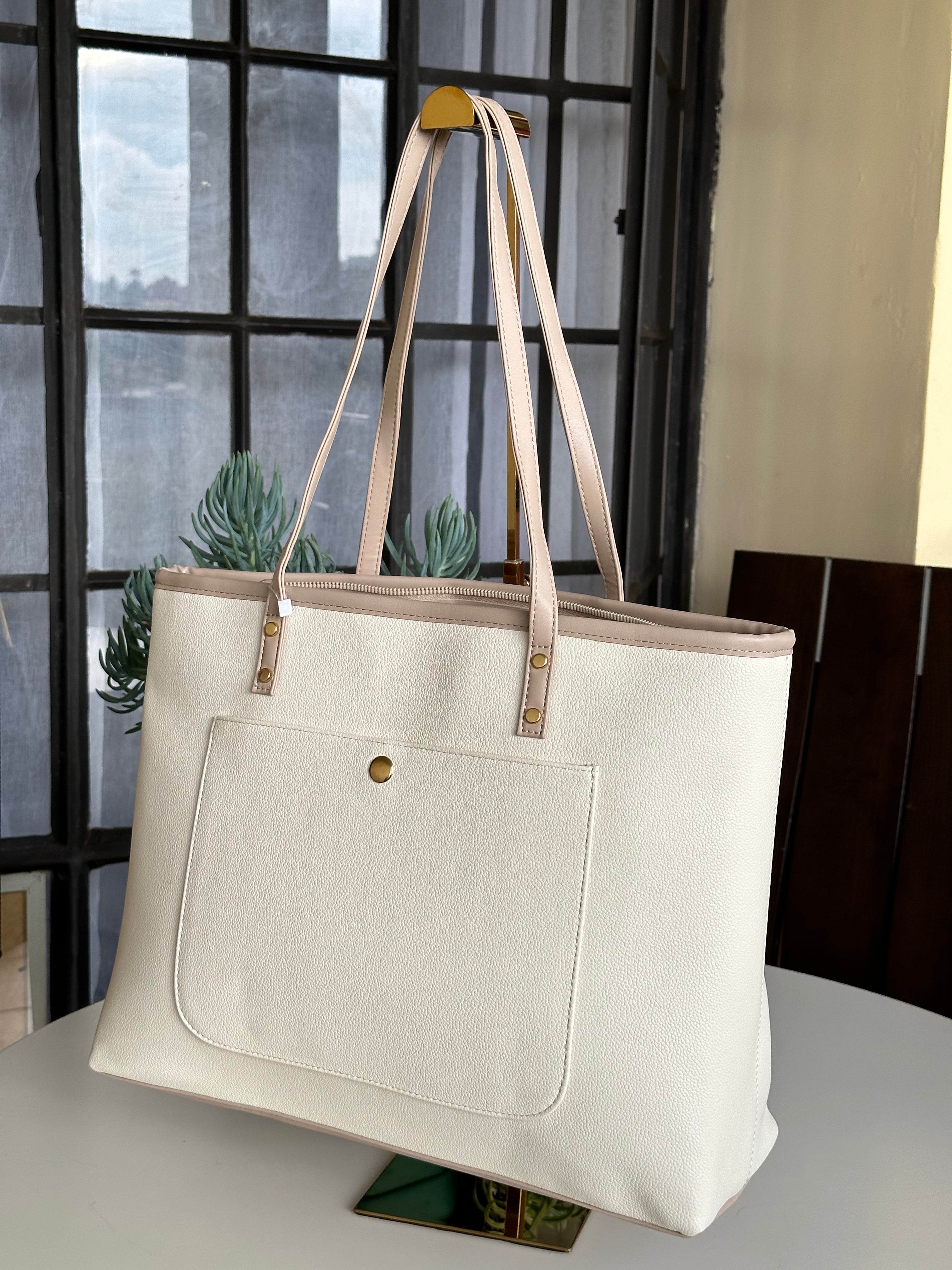 Handbag tote with cream lining