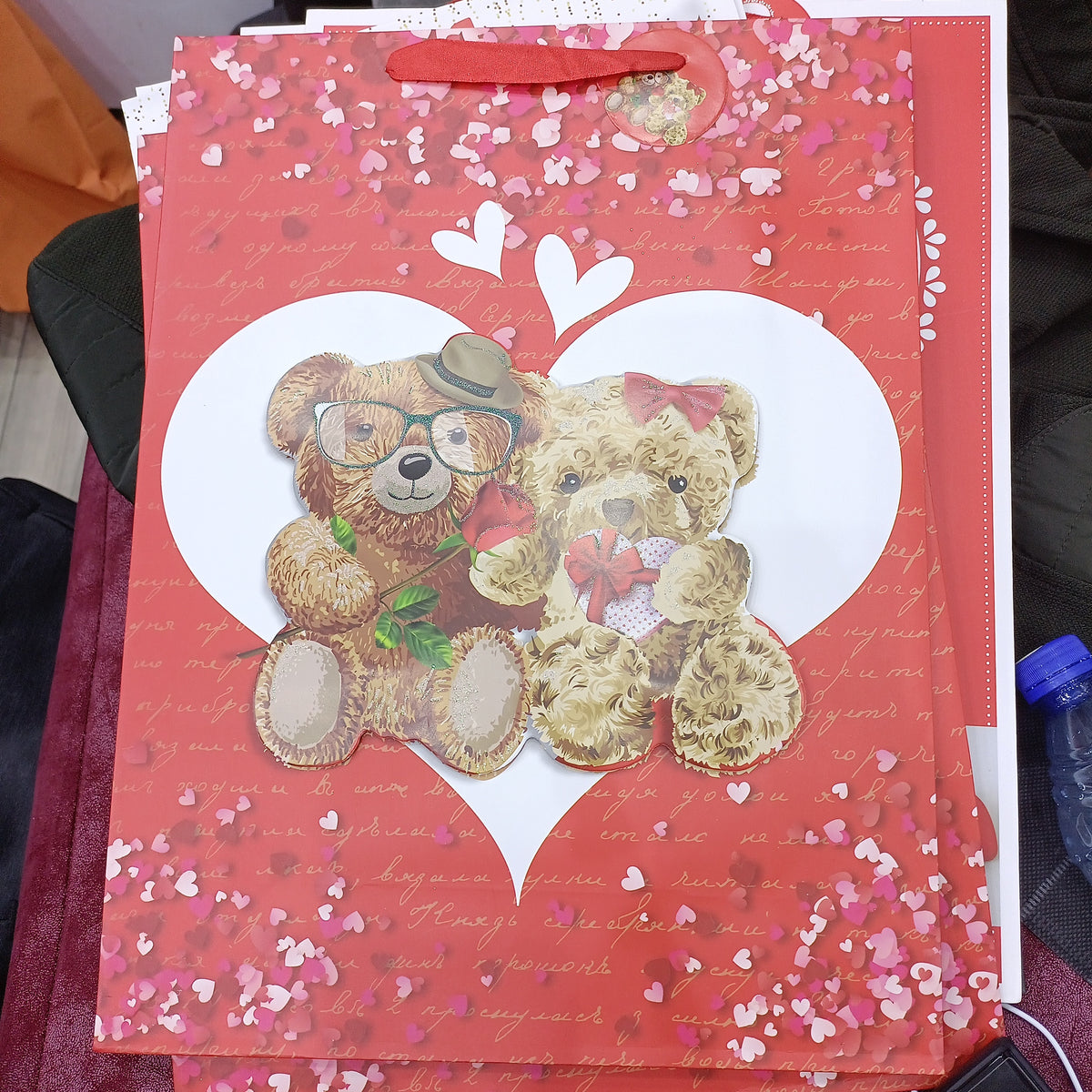 Large valentine gift bag bear